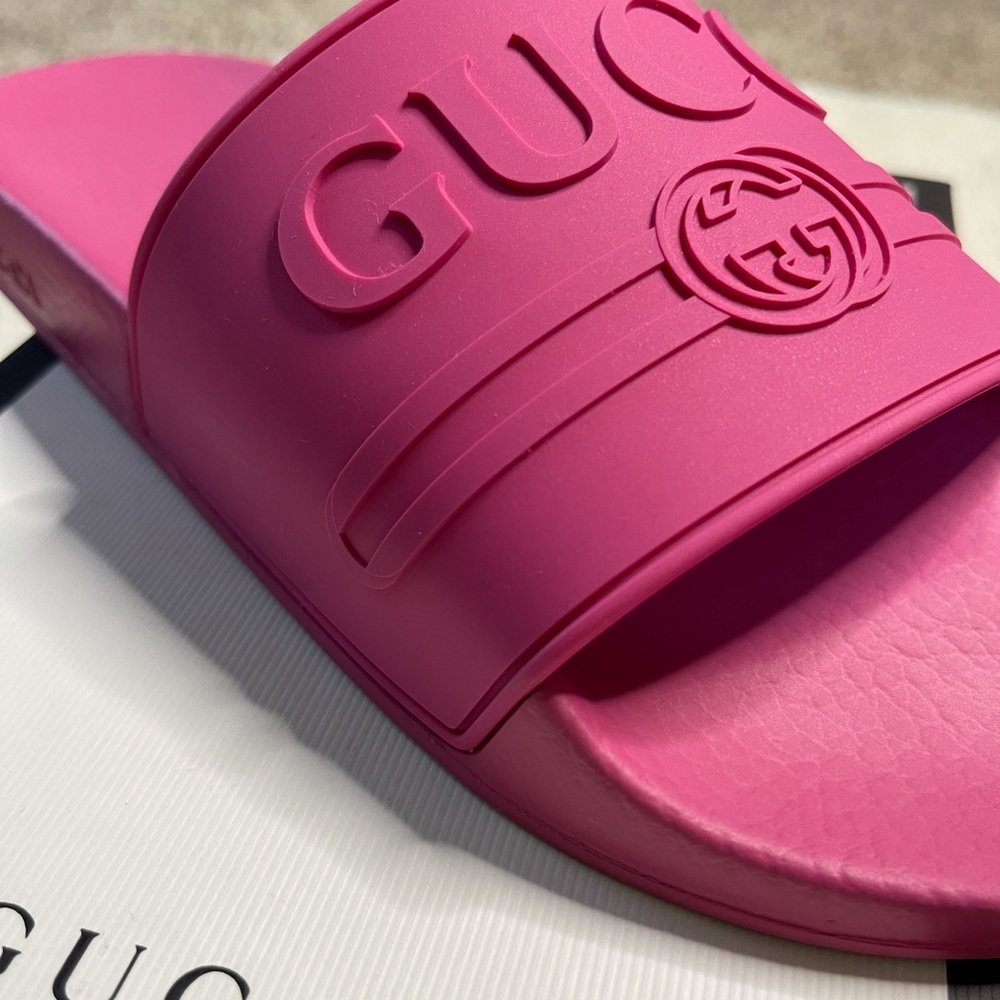 Gucci Slides - Hot Pink - Authentic